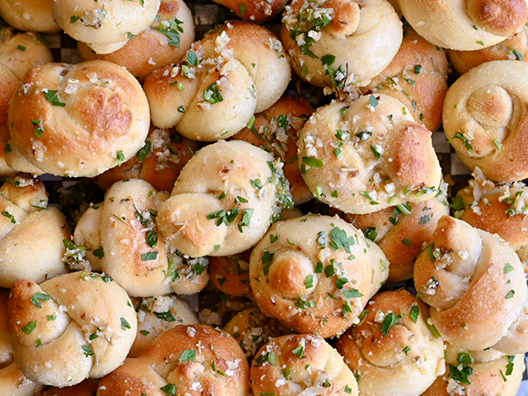 catering garlic knots