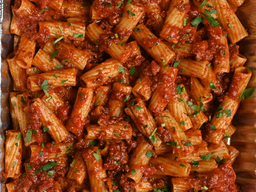 catering pasta meat sauce