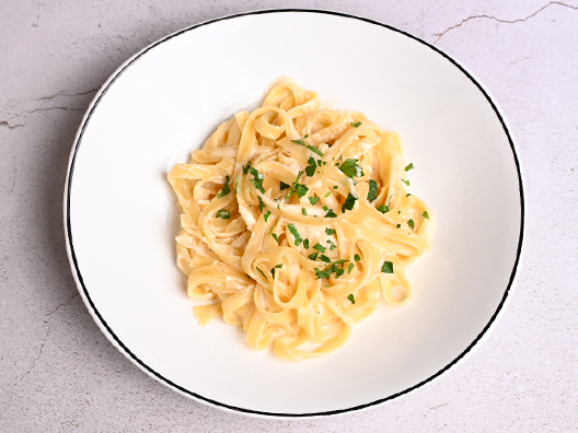 picture of pasta alfredo